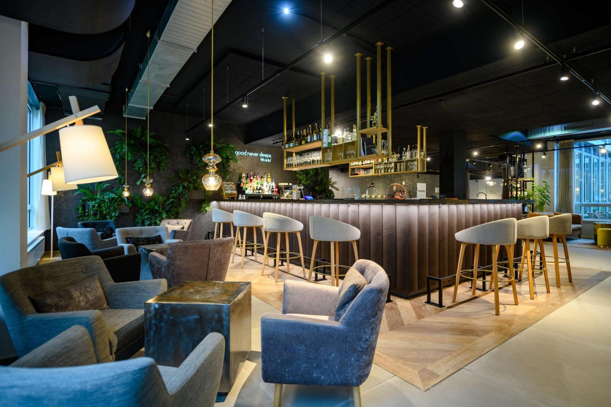 Flightgate Munich Airport Hotel, A Member Of Radisson Individuals Халбергмос Екстериор снимка