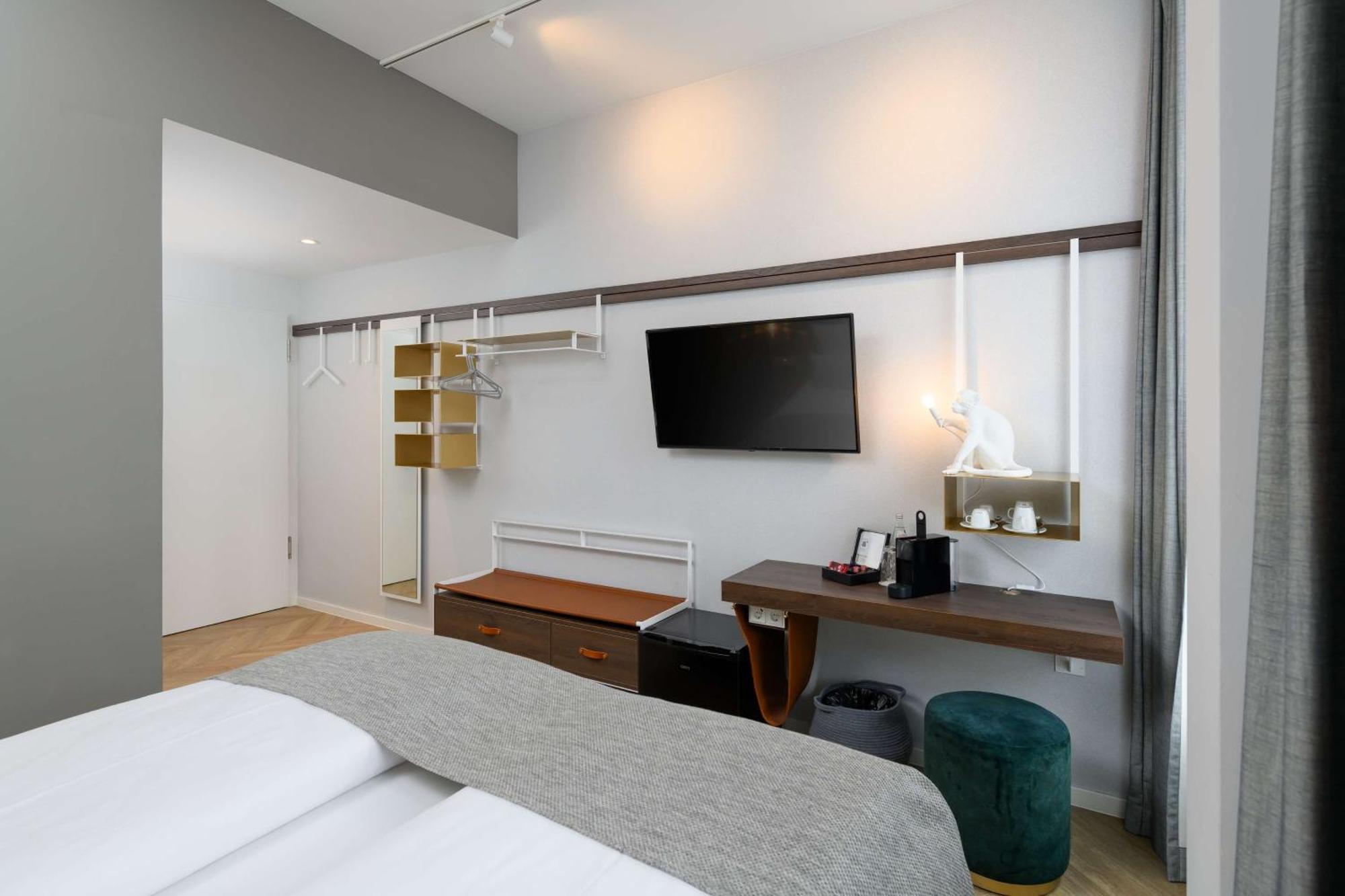 Flightgate Munich Airport Hotel, A Member Of Radisson Individuals Халбергмос Екстериор снимка